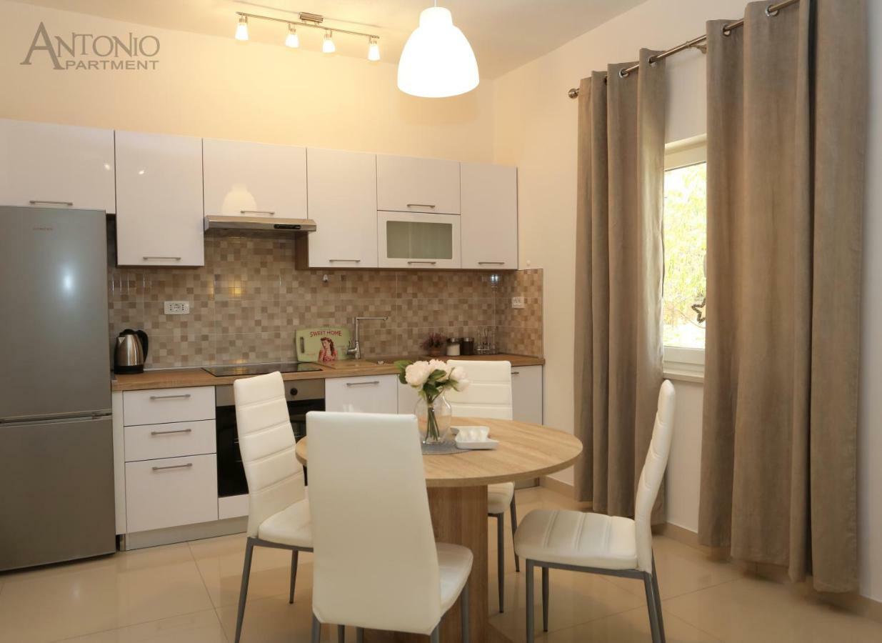 Antonio Apartment Šibenik Екстериор снимка
