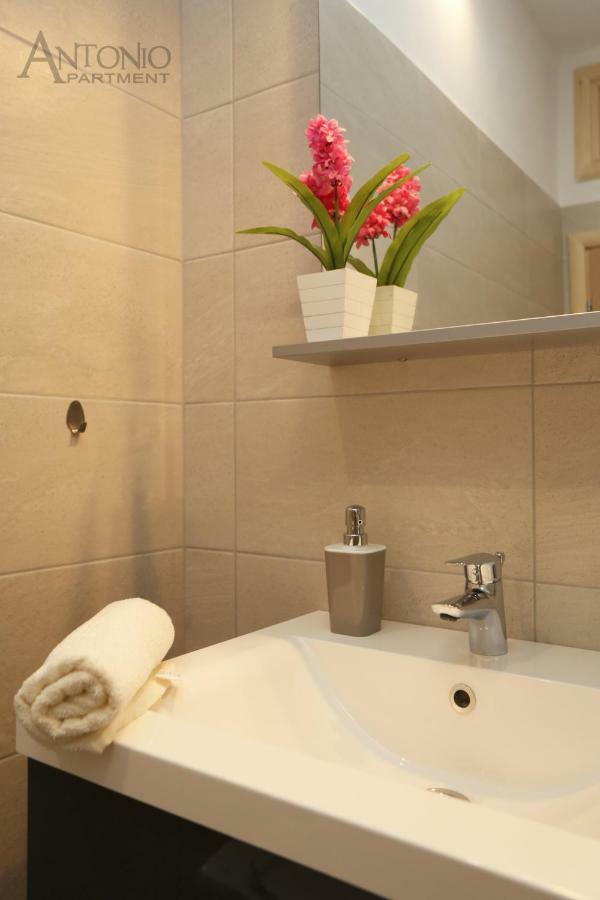 Antonio Apartment Šibenik Екстериор снимка